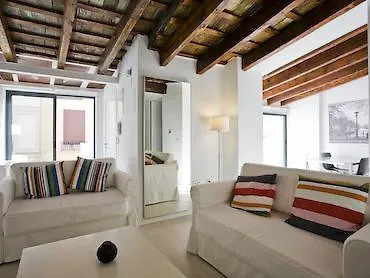 Hiedra Y Tapineria Mercado Apartman