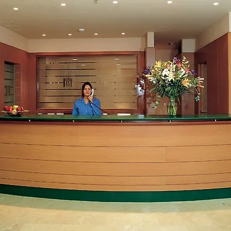 Nh Ciencias Hotel