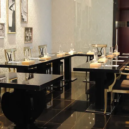 מלון Vincci Palace