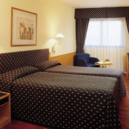 Nh Ciudad De Hotel 3*