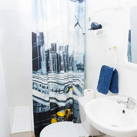 Apartamento Arquitecto Alfaro 5 *