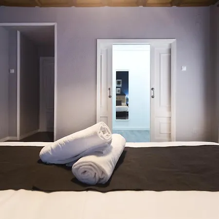 Total Vintage Apartment