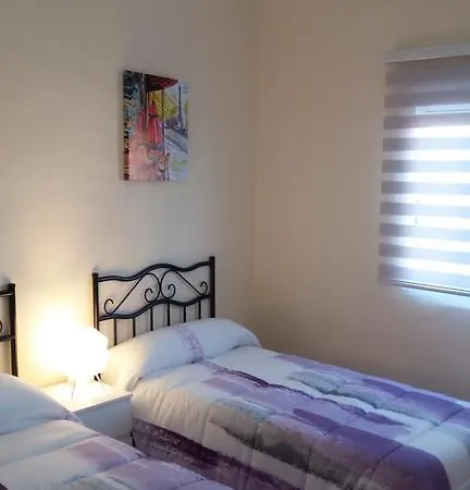 Malvarosa Beach Economy Apartman