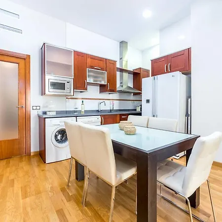 Travel Habitat Jardines Rio Turia. Appartement *