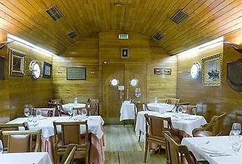 Alkazar Otel Valensiya