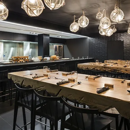 One Shot Mercat Hotel 4*