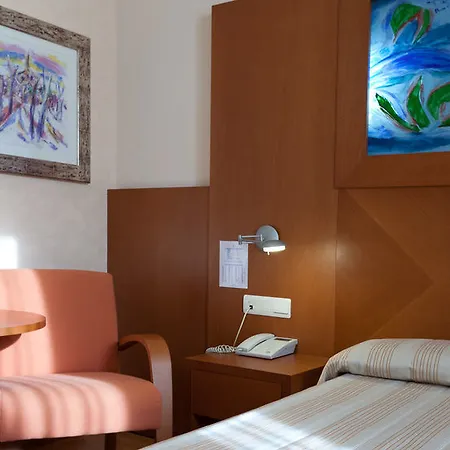 Dwo Hotell