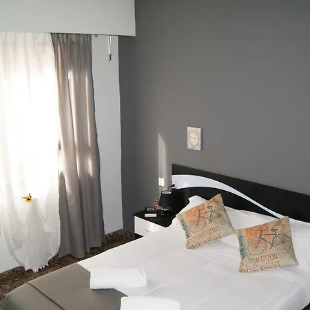 Iberia Lodging House Valencia