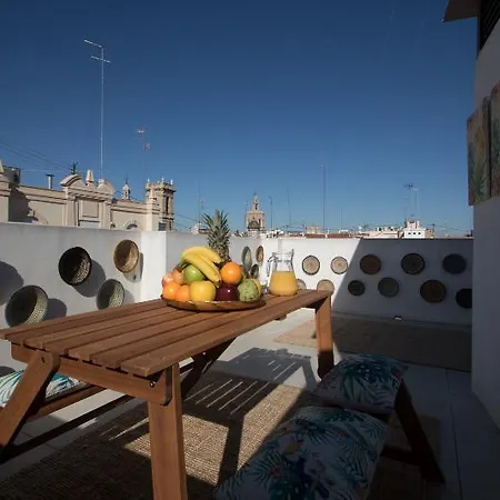 Cosy Embajador Vendégház 2*