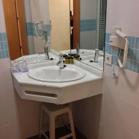 Alkazar Otel