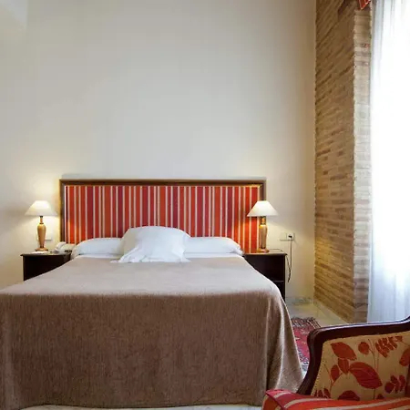 Ad Hoc Monumental 1881 Hotel 3*