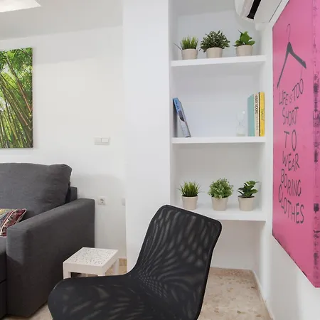 Apartment Singularstays Mercado Valencia