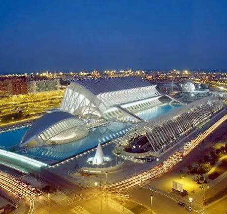 Nh Ciencias ホテル 3*