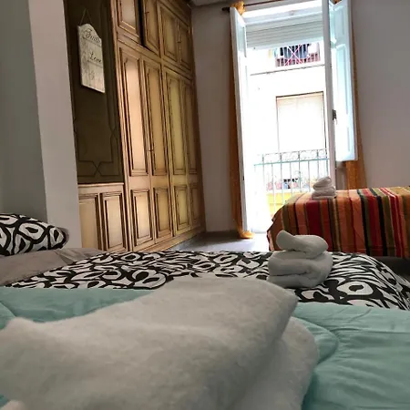 Sunny House Guest house *