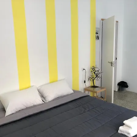 Sunny House Guest house *