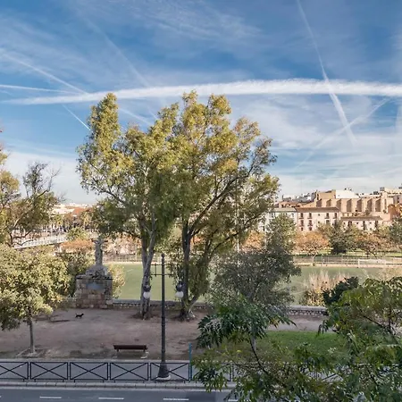 Travel Habitat Torres De Serrano Apartment Valencia