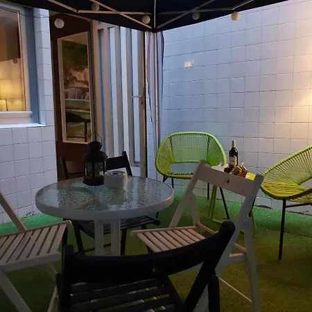 Apartment Valencia Nocleg ze śniadaniem 2*