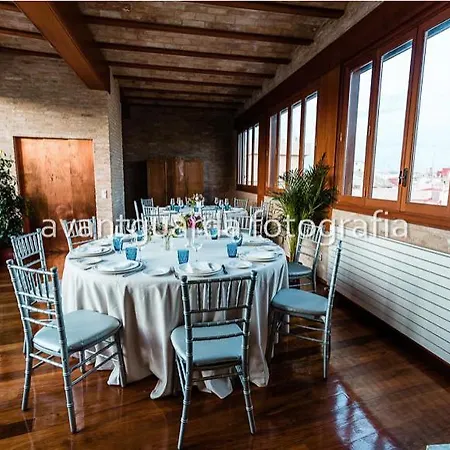 Hotel Reina 2*