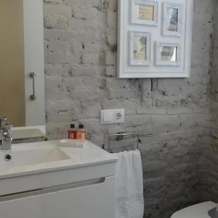 By Eric Olsan Valencia