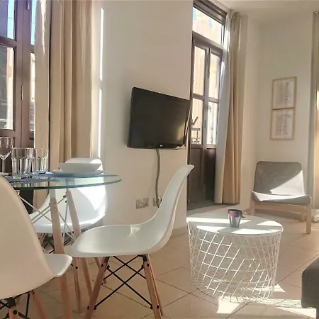 Coroa Del Mar Apartment