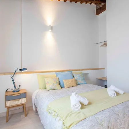 Apartup Port Avenue Attic