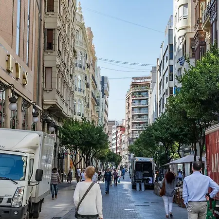 Travel Habitat Ayuntamiento Apartmán *