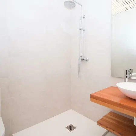 Πανσιόν Bet - Canovas 4*