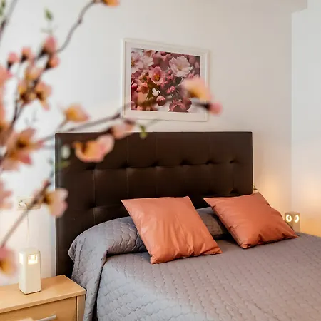 Travel Habitat Jardines De Viveros Appartement Valence