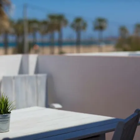 Malvarrosa Beach Holiday home *