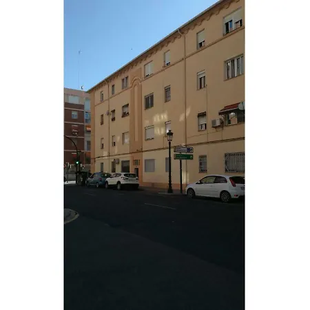 Piso En Malvarrosa 아파트 *