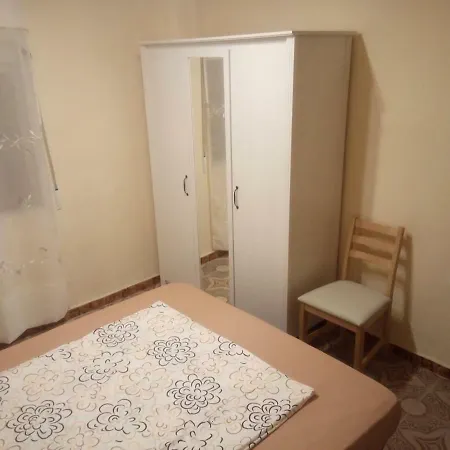 アパート Piso En Malvarrosa