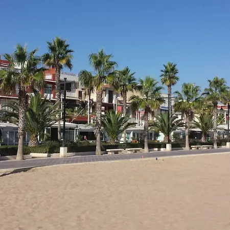 Loft In Ehemaligem Fischer Haus * Valensiya