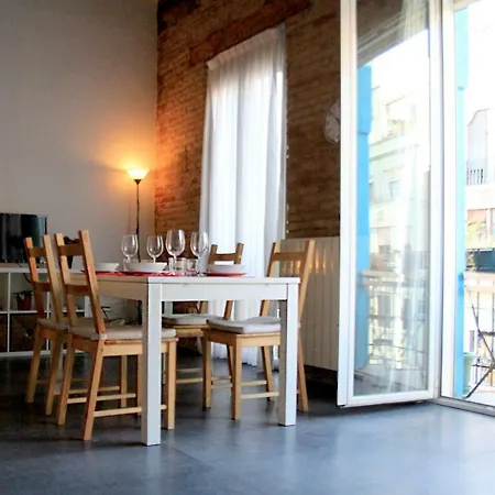 Atico Loft Ruzafa شقة