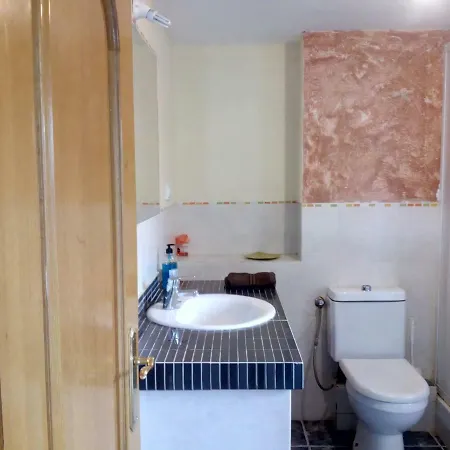 Lola Encorts شقة فالنسيا