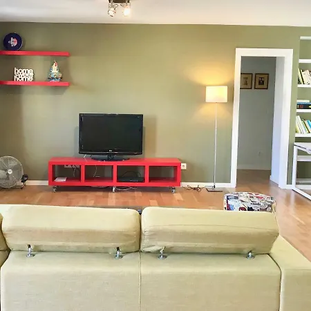 Warhol Apartment. Free Wifi 5g. 公寓 *