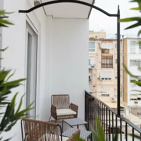 Florit Flats - Luxury With Balcony - 4 Guests - Centre Lejlighed