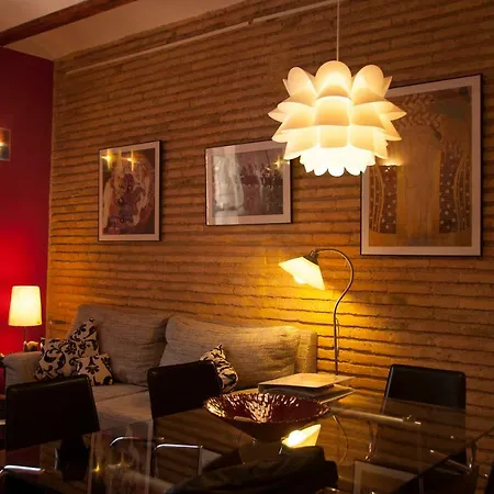 Homely Nest El Carme アパート *