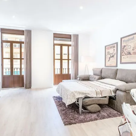 Apartment Bright And Modern Near The Beach