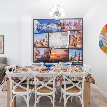 Bright And Modern Near The Beach Apartment *
