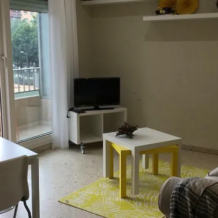 Calle Sagunto Apartment *