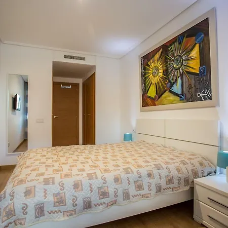 Appartement On The Beach,pool,wifi,garage,valencia