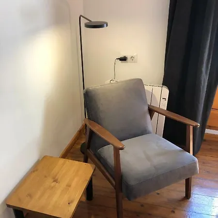 Cozy En Blanch. Center Appartement