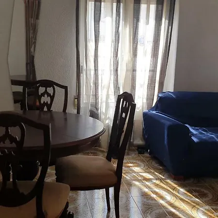 Muy Confortable Y Tranquila Homestay szállás *