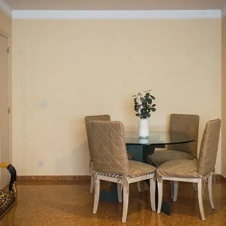 Florit Flats - Cozy 2 Bedroom By The Of Arts And Science Апартаменты Валенсия