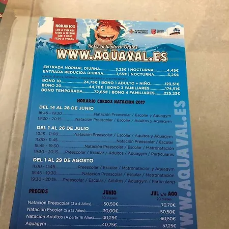 Calle De Frederica Montseny 'politica' Casa O Chalet