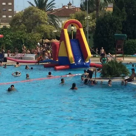 Hotel Calle De Frederica Montseny 'politica' Casa O Chalet