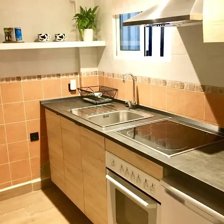 Center Apartment *