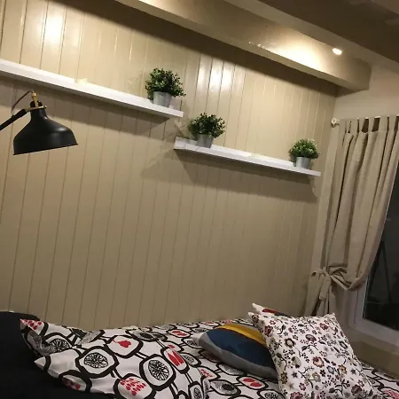 Center Apartment *