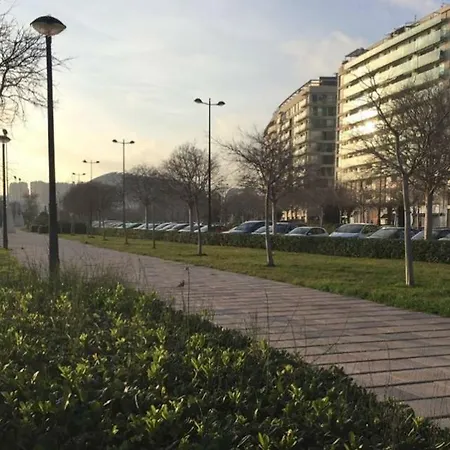 Apartment En La Ciudad De Ciencias Y Cerca De La Playa *