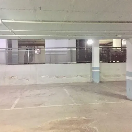 Apartment En La Ciudad De Ciencias Y Cerca De La Playa *